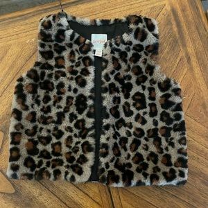 Cat & Jack girls faux fur vest - size 6/6X